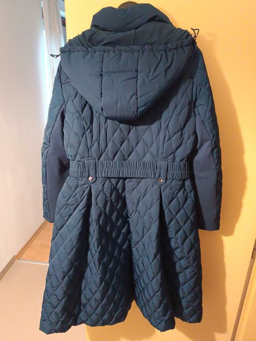 Дамско яке с качулка Guess