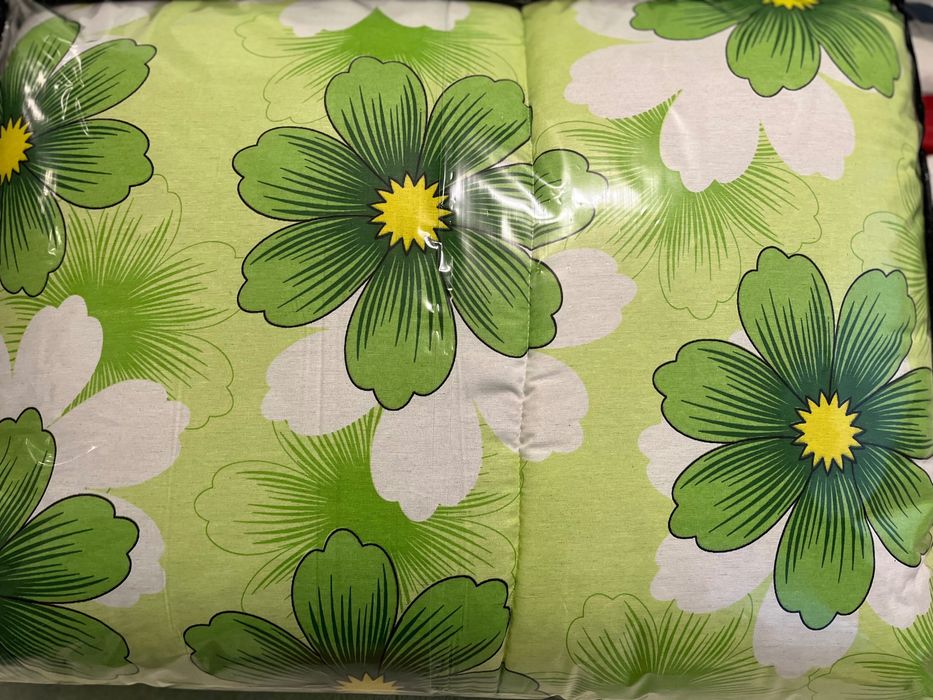 Спални комплекти с олекотена завивка/Български/