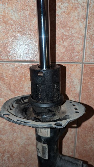 Предни адаптивни амортисьори за Skoda Octavia 3 с DCC 5Q0413031FL