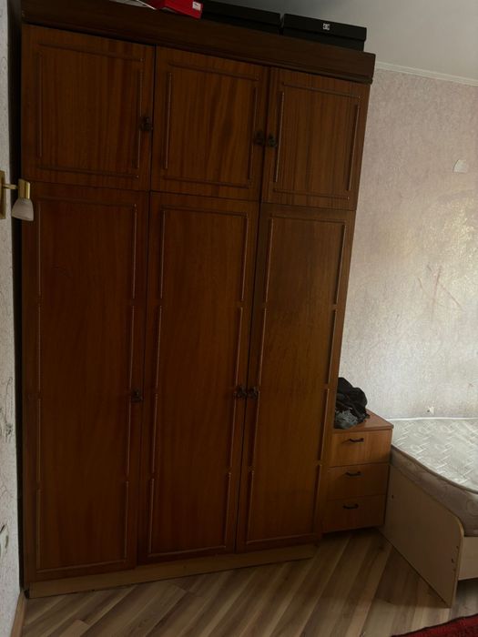 Продам кровать и шкаф