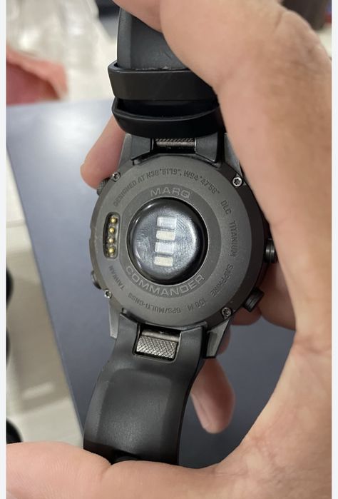 Смарт- Часы Garmin Marq Commander