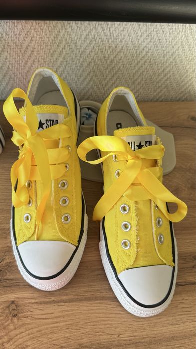 Дамски кецове Converse номер 39.5