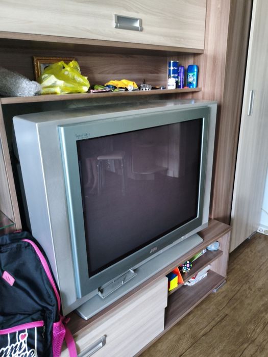 JVC телевизор,отдам бесплатно