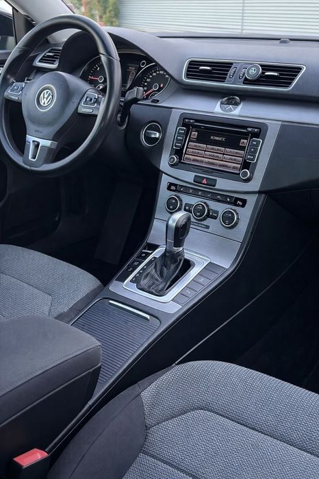 Vand Volkswagen Passat B7 inmatriculata RO 2.0TDI LED automata urgent negociabil