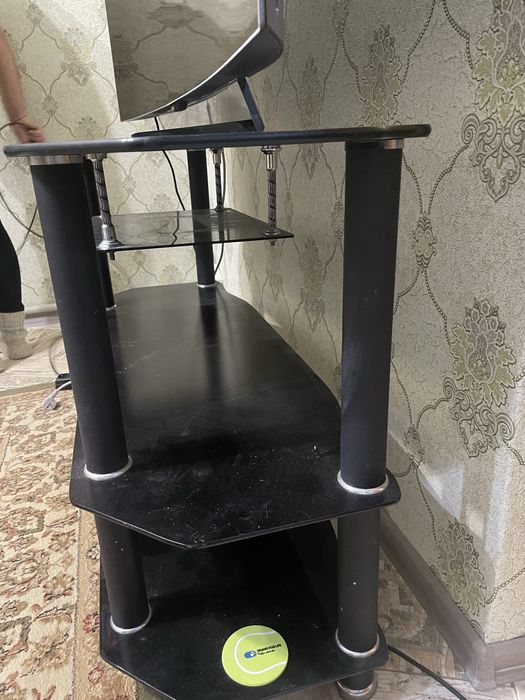 Тумба под телевизор