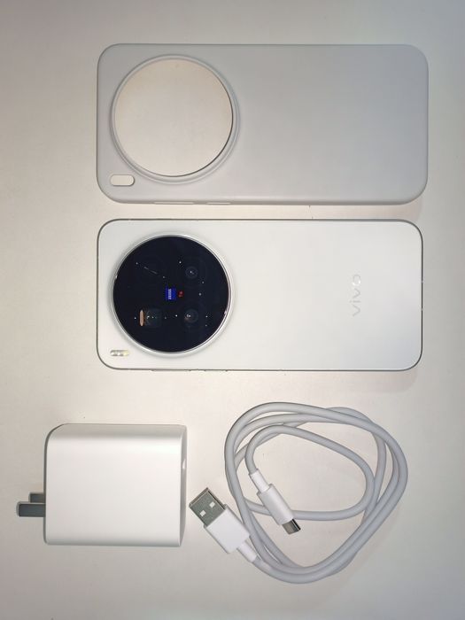 Vivo x300 pro 12/256