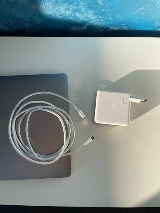 MacBook Pro 16” - Intel Core i9, 64 GB RAM , IMPECABIL