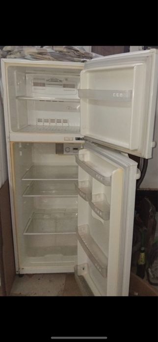 Холодильник  в рабочем состоянии