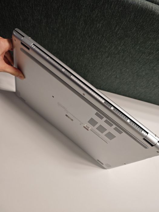 Laptop ASUS VivoBook 17 (17.3 inch) + Windows 11 Home