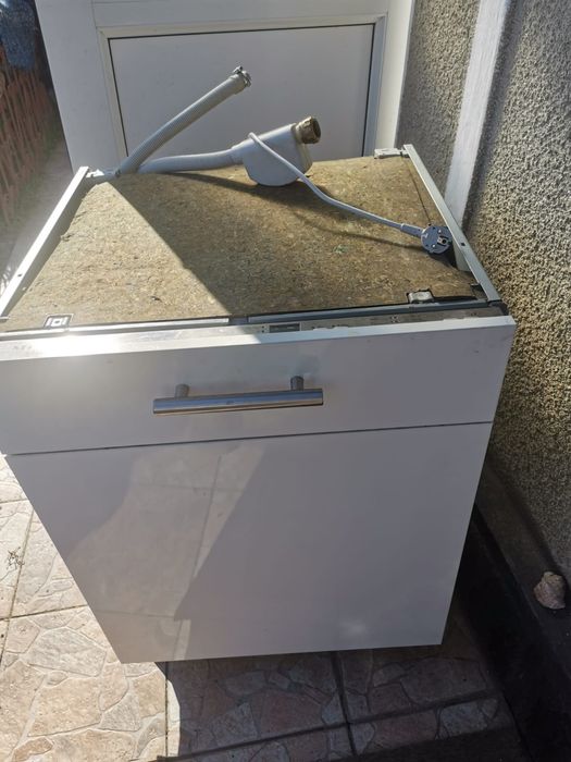 Masina de Spalt Vase Miele 60cm