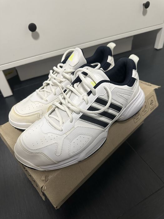 Маратонки за тенис Adidas, No 43 1/2
