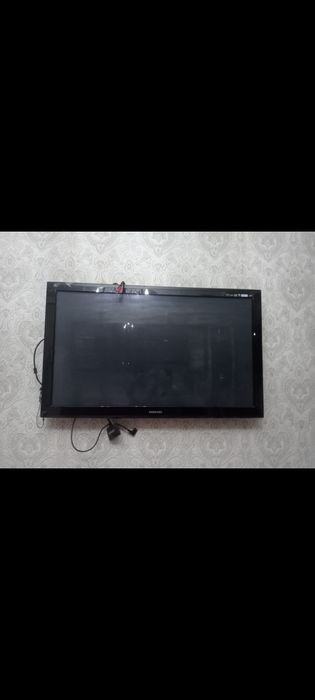 Б/у самсунг қарапайым ТВ  сатылады