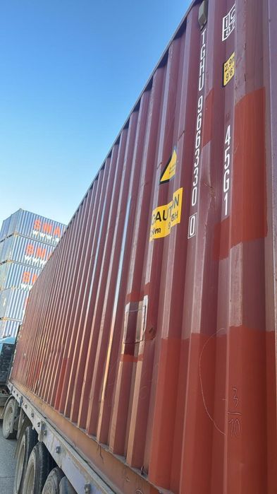 Распродажа морских 40 контейнеров.