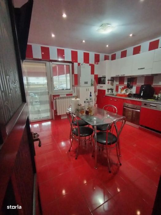 Casa S+P+1+M , zona Ford , teren 329 mp