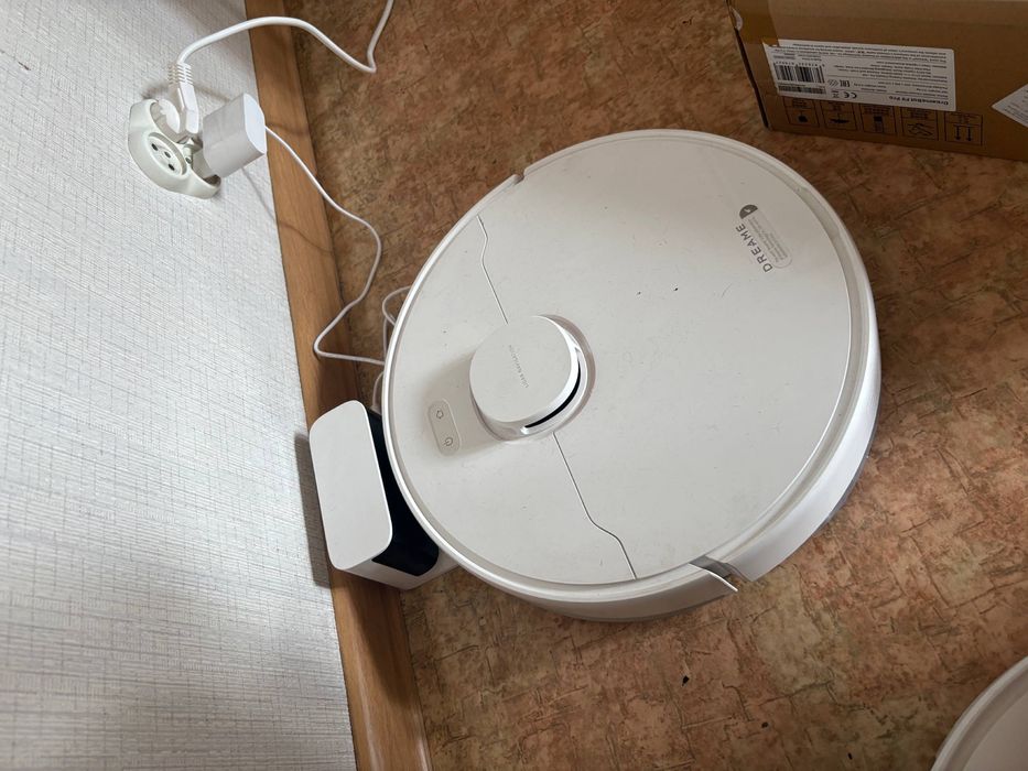 Робот пылесос Dreame