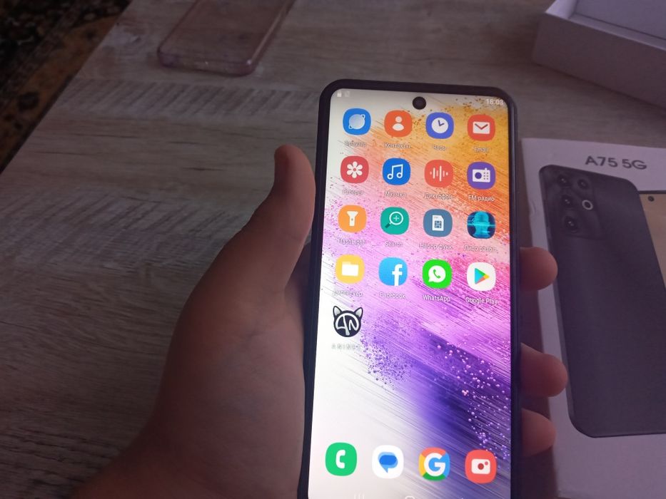 Galaxy A75 5G новый
