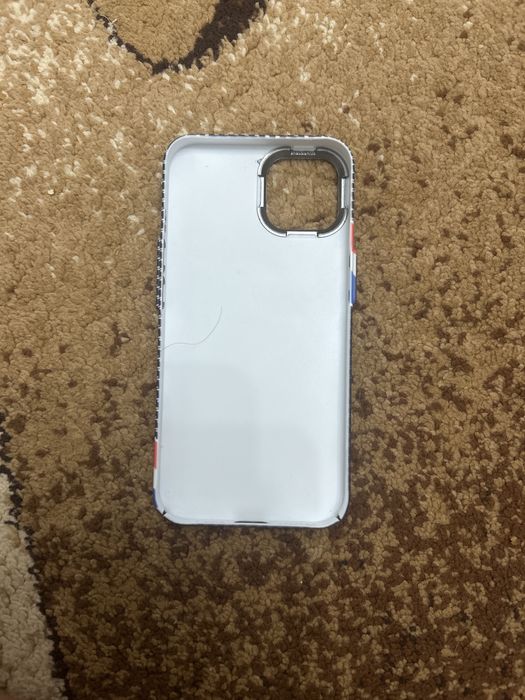 Чехол на айфон 14