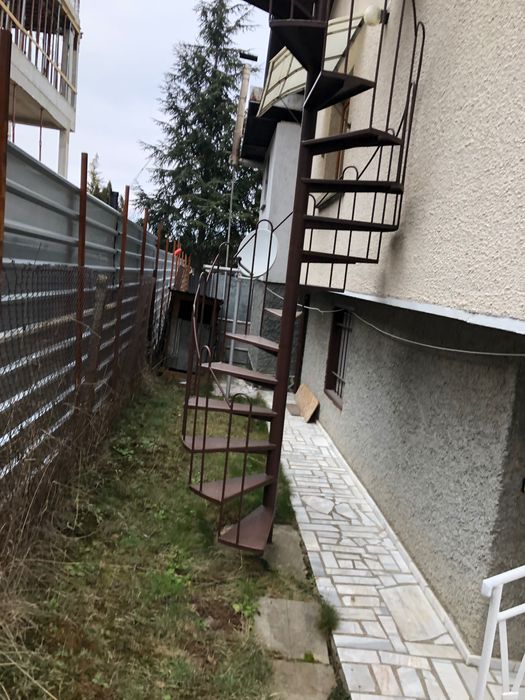 Вита стълба метална