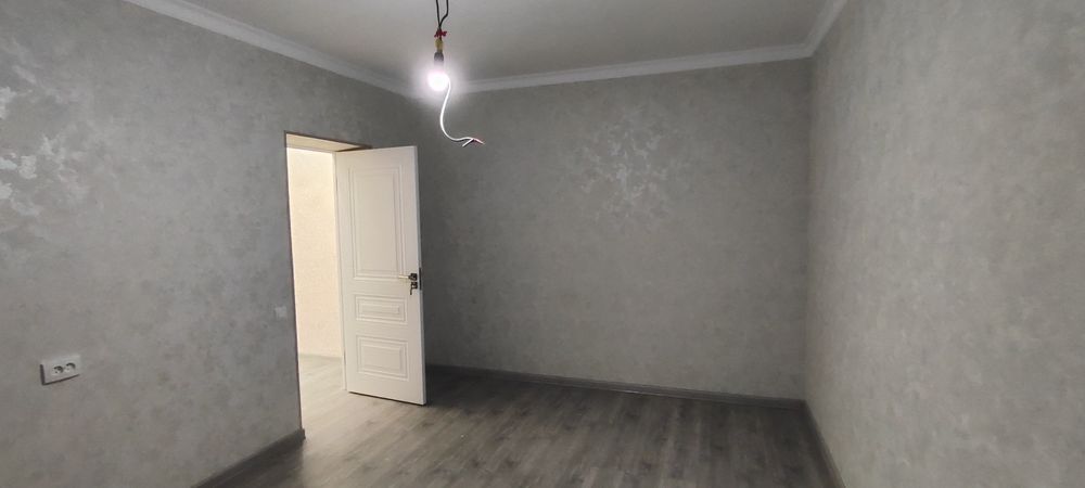 4 комнатная квартира с свежим евро ремонтом