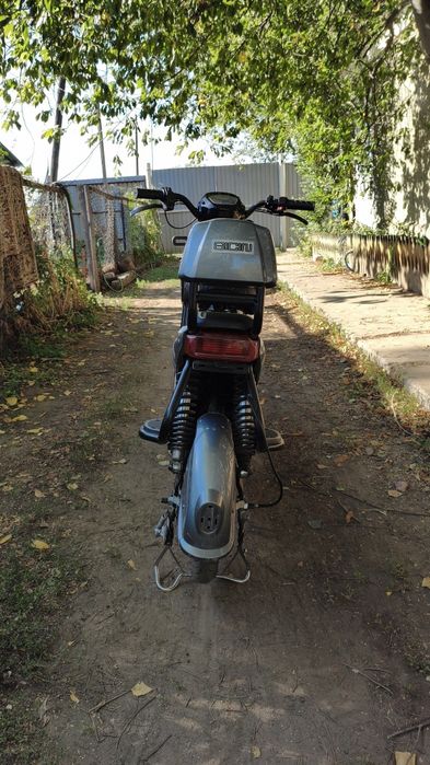 Продам электровелосипед ск8