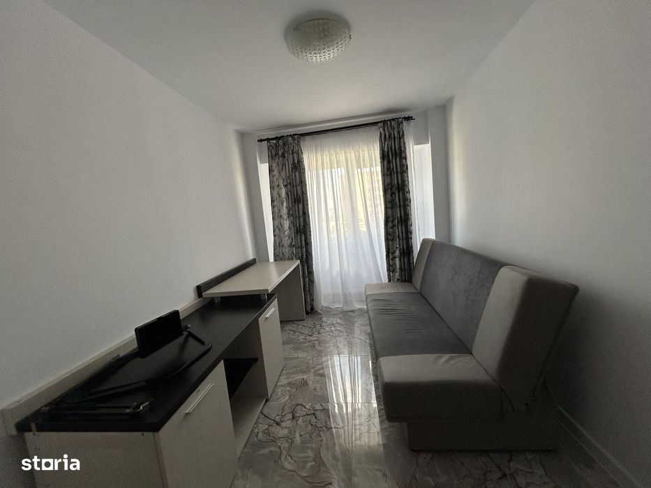 Apartament 3 camere, Craiovei .