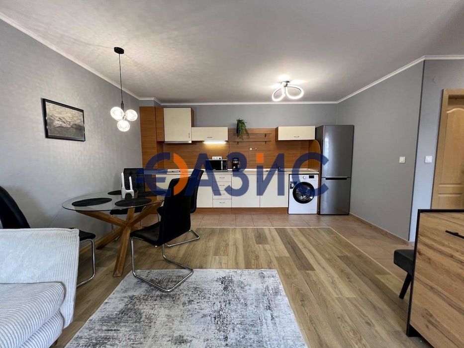 Продава се Двустаен апартамент в к.к. Слънчев бряг - 71 кв.м за 747 €/кв.м - Снимка #10