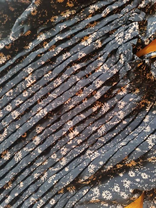 Шифоновое платье до колен. Размер 12