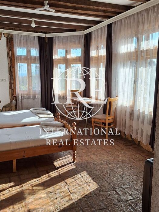 Продава се Къща в Варна, м-т Боровец - юг - 660 кв.м за 1137 €/кв.м - Снимка #11