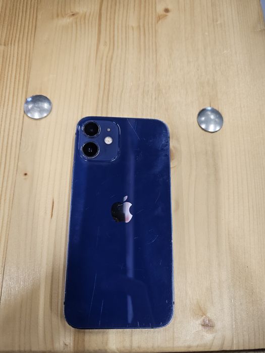 Iphone 12 mini blue