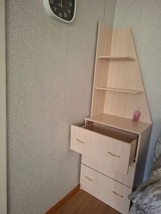 Продам отличный угловой комод