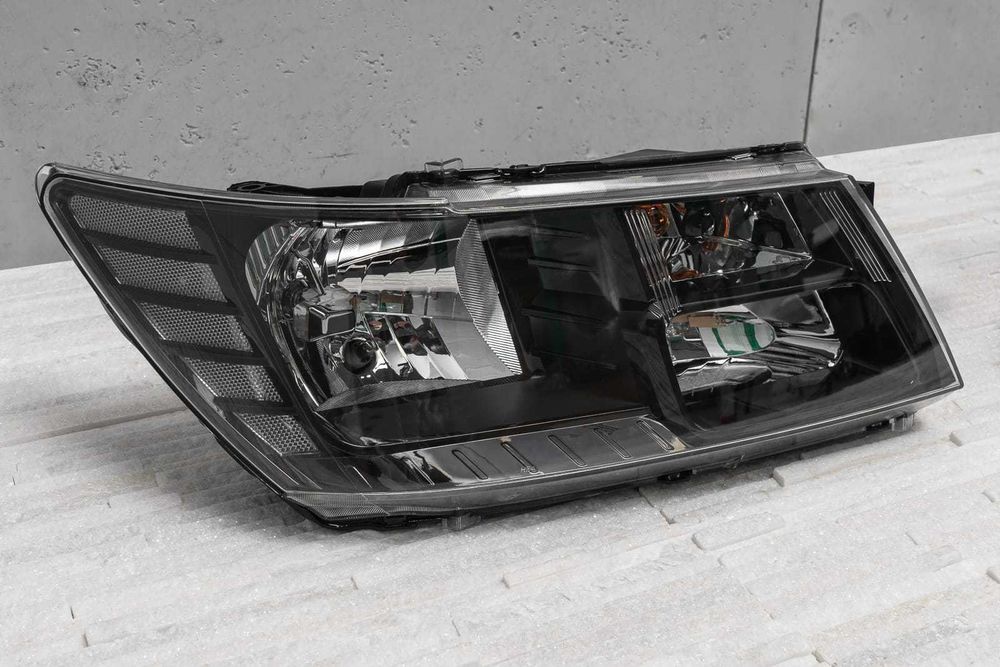 Комплект Фарове за DODGE JOURNEY I 2008 - 2020 година