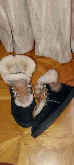 Зимние ботиночки - угги.