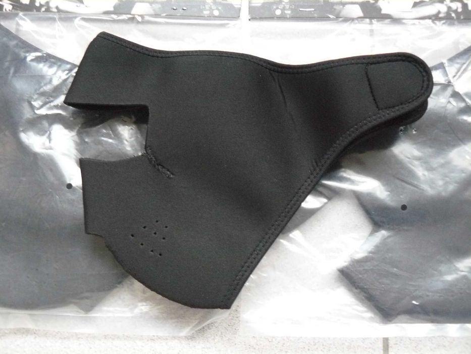 Masca/Cagula Protectie Airsoft Pt Fata Black Din Neopren Dragon GFC