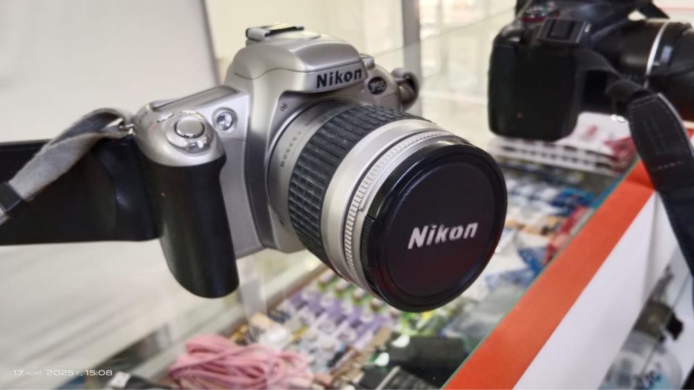 Продам фотоаппарат зеркальная пленочная Nikon Камера F55