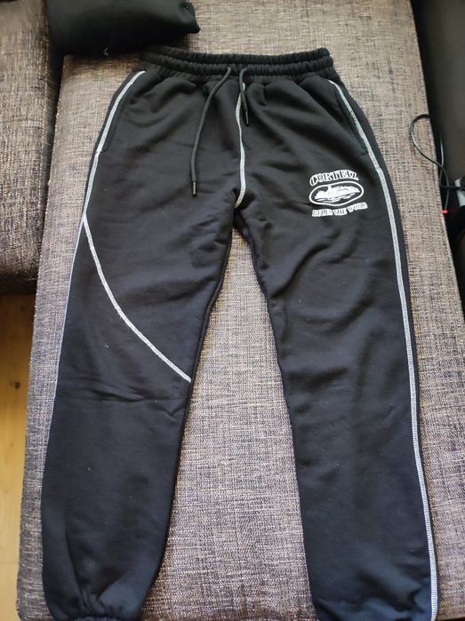 Черен екип на Cortez