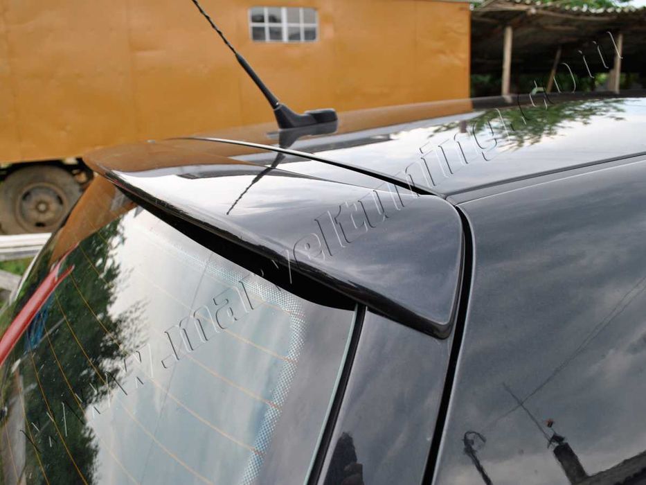 R32 – Тунинг пакет (боди кит) за Golf 4  R32 - брони, прагове, спойлер