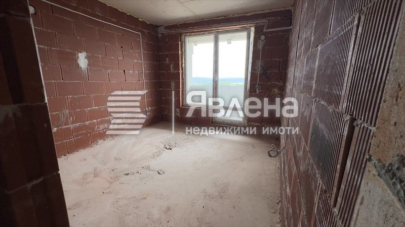Продава се Тристаен апартамент в Варна, Владислав Варненчик - 97 кв.м за 1289 €/кв.м - Снимка #3