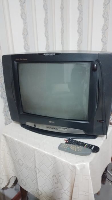 Телевизор цветной