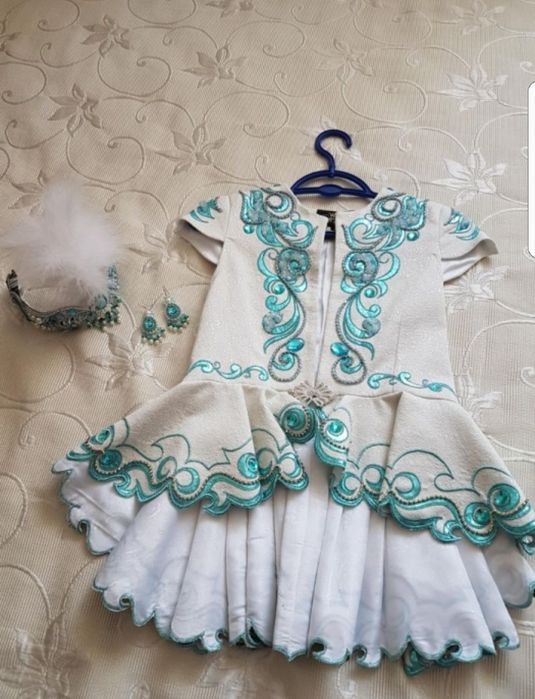 Продам национальный костюм