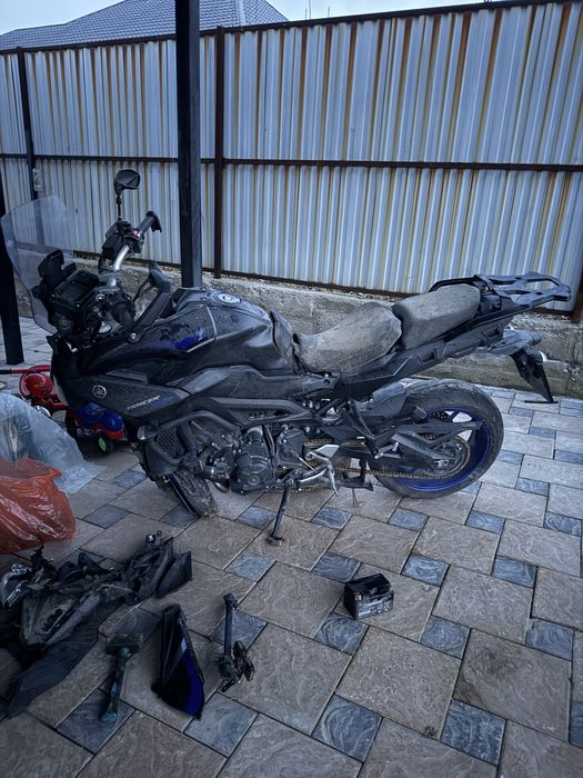 Мотоцикл MT-09 Tracer в аварийном состояний