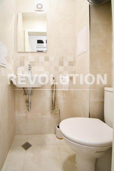 Дава се под наем Четиристаен апартамент в София, Център - 130 кв.м за 1350 € - Снимка #11