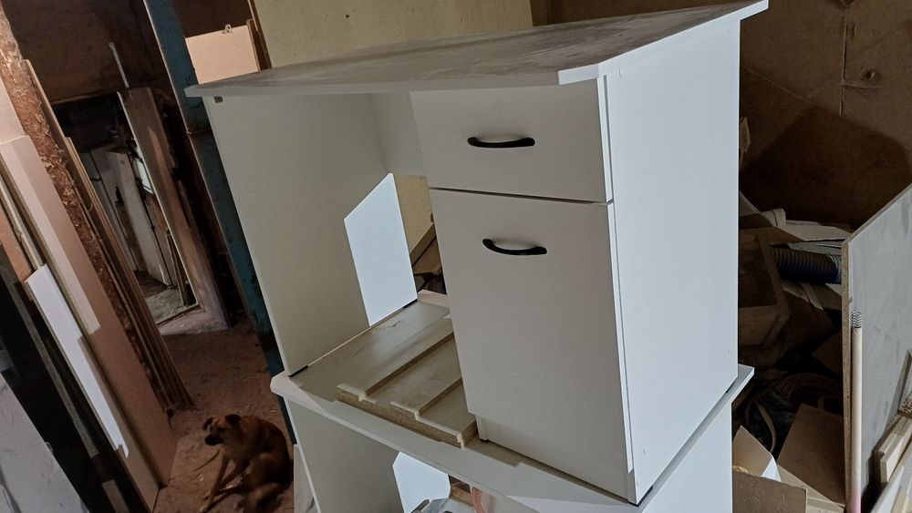 Стол письменный.новый.