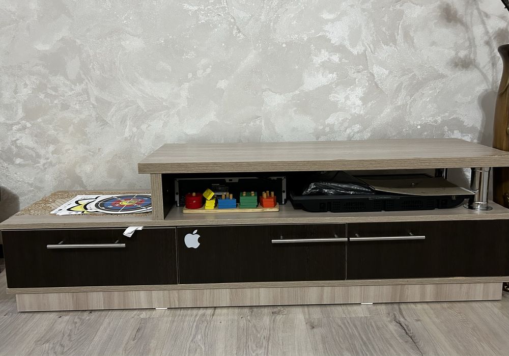 Тумба под телевизор