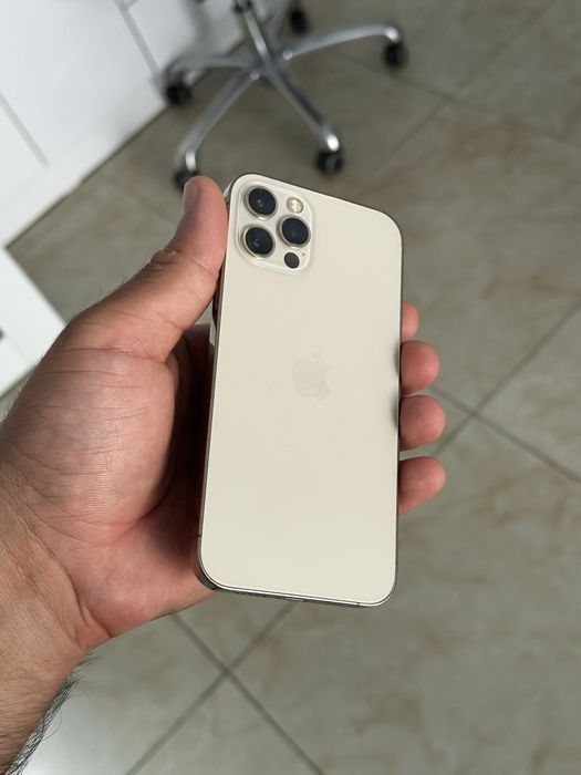 Iphone 12 pro  srochno sotiladi