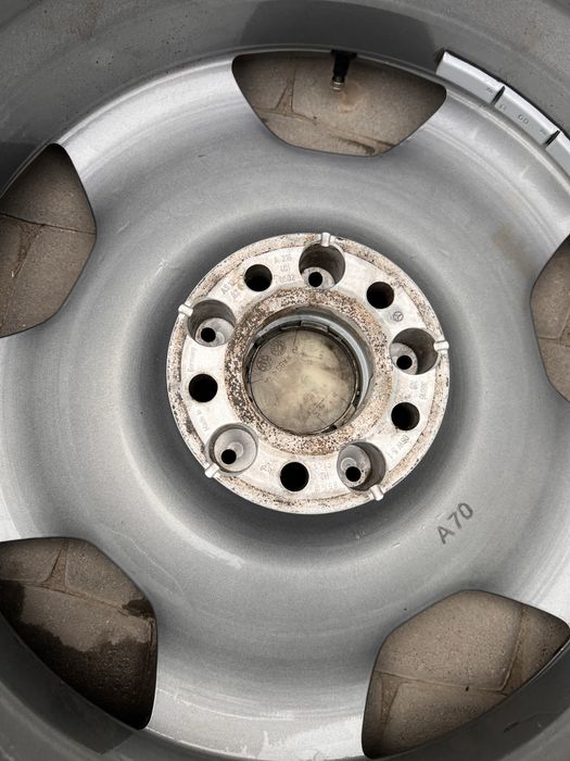 Диск новый R18 с резиной