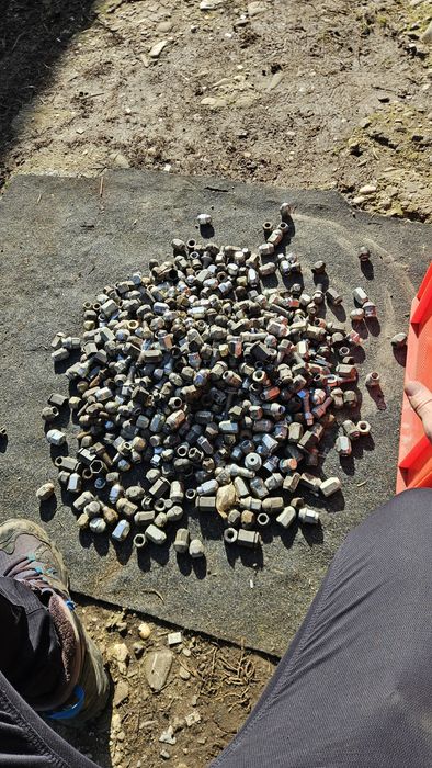 Piulite , prezoane  ford volvo Peugeot  kia mazda Hyundai  toyota  vw