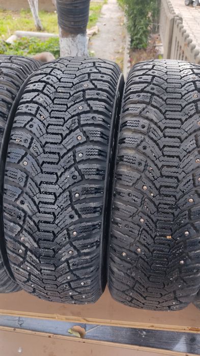 Продам зимние шины