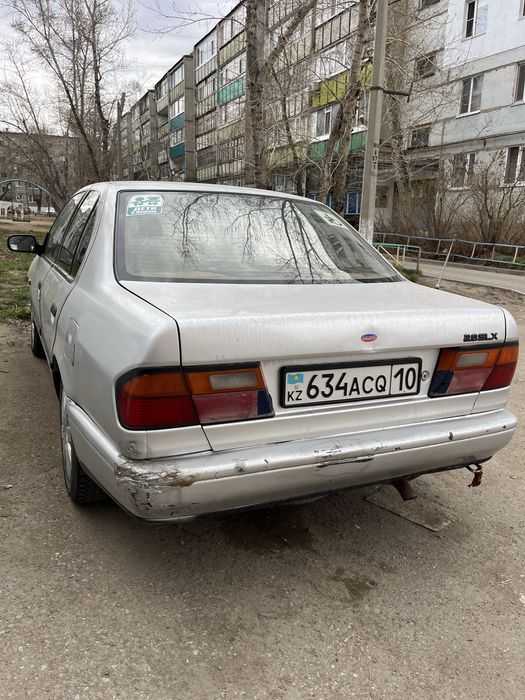 Nissan Primera P10, 2.0 1992