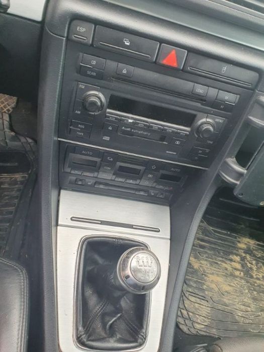 Dezmembrez Audi A4 B7 S-line motor 2.5tdi 120kw, 170cp BDG dezmembrari plafon injector