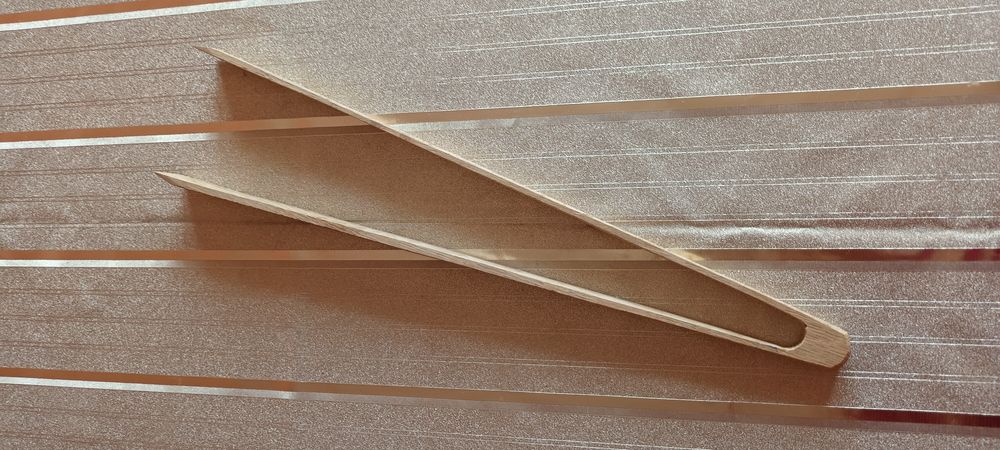 Дъбова щипка за барбекю.Цена-2.50 евро.